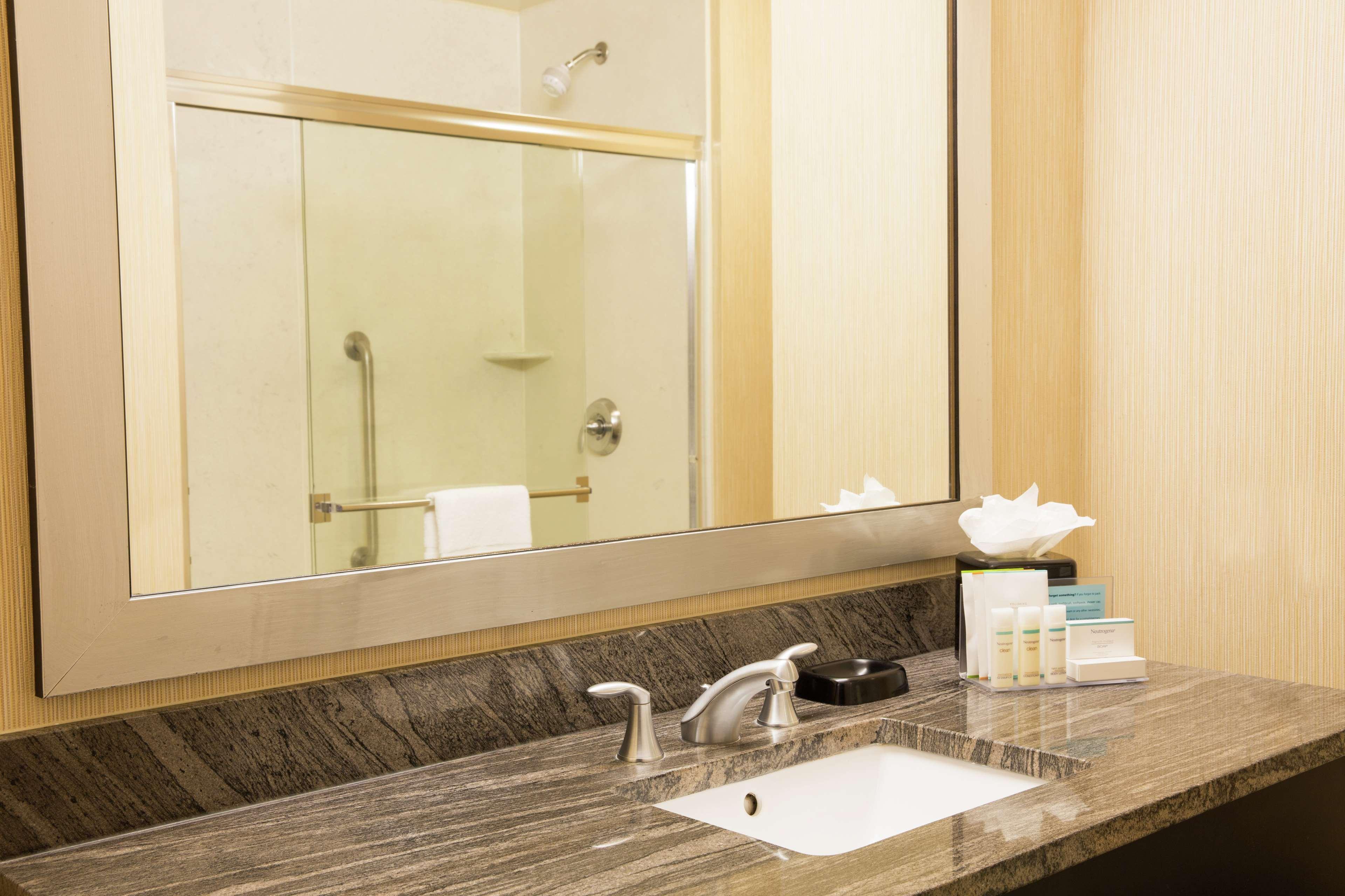 Hampton Inn & Suites Tacoma/Пюалъп Екстериор снимка