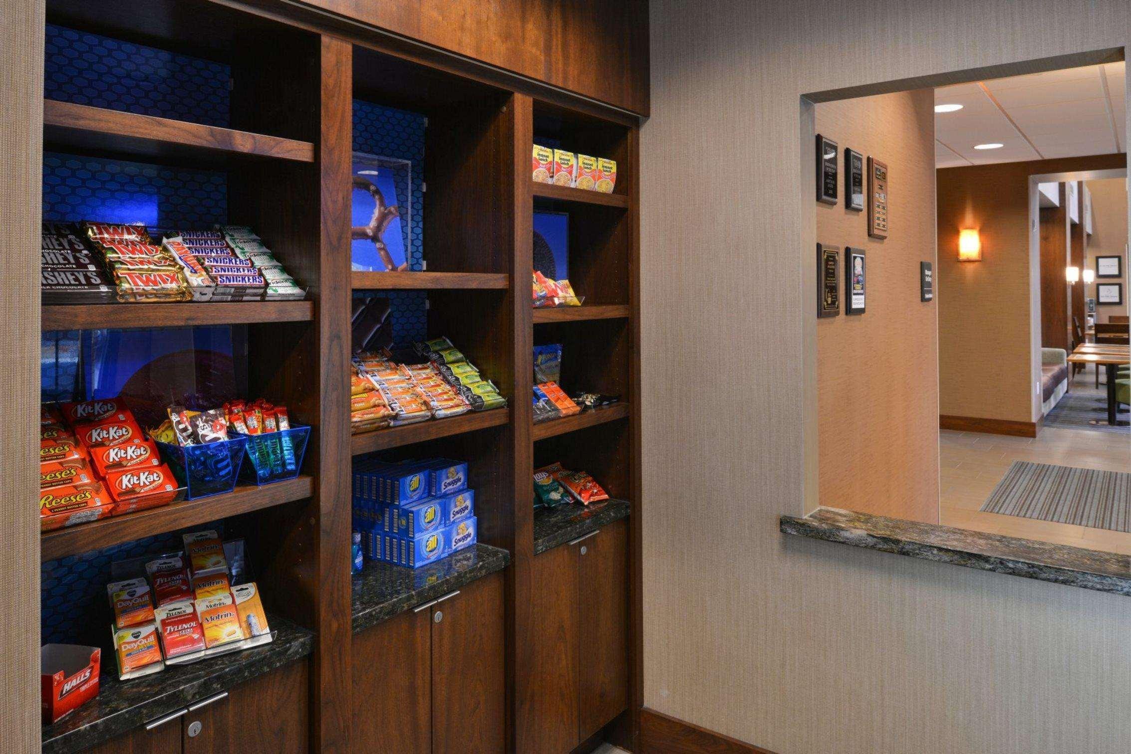Hampton Inn & Suites Tacoma/Пюалъп Екстериор снимка