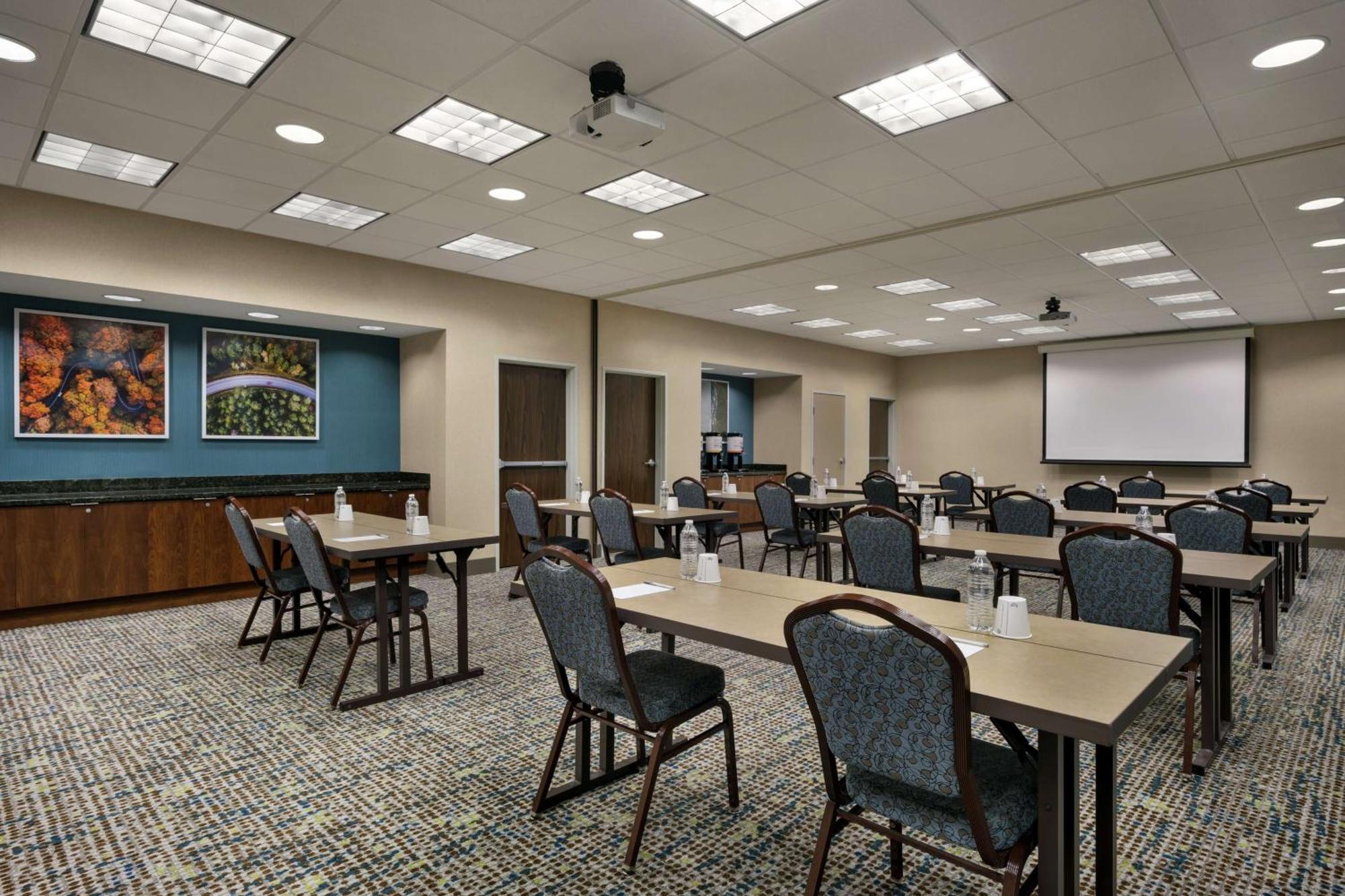 Hampton Inn & Suites Tacoma/Пюалъп Екстериор снимка